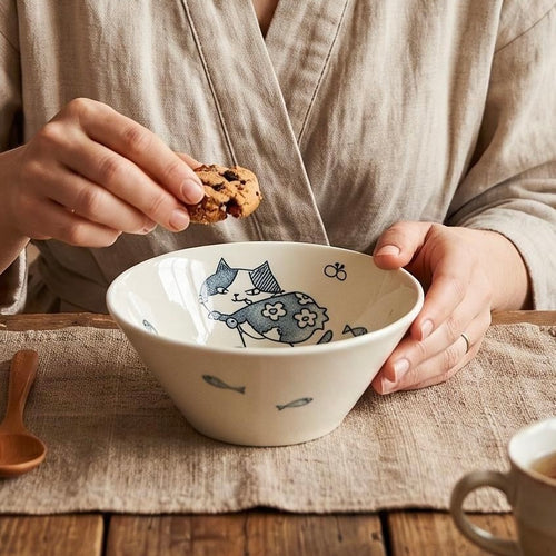 Cat bowl
